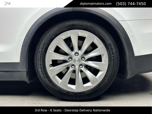 Used 2016 Tesla Model X 75D image 41