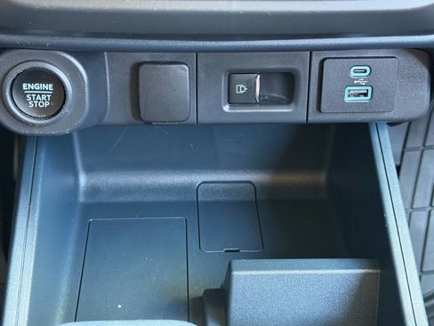 Used 2023 Ford Maverick Lariat w/ Equipment Group 500A Standard image 26