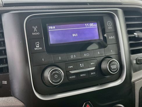 Used 2017 RAM 1500 Express AWD/4WD image 13