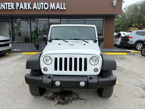 Used 2016 Jeep Wrangler Unlimited Sport AWD/4WD image 2