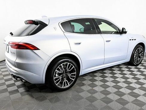 Used 2024 Maserati Grecale GT image 24