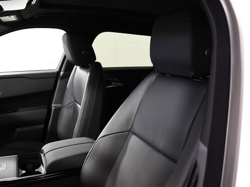 Certified 2026 Land Rover Range Rover Velar Dynamic SE AWD/4WD image 17