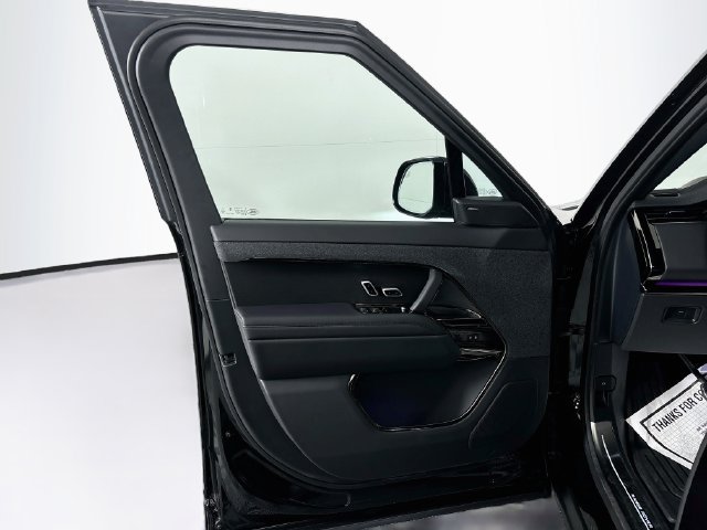 New 2027 Land Rover Range Rover Sport Dynamic SE AWD/4WD image 11