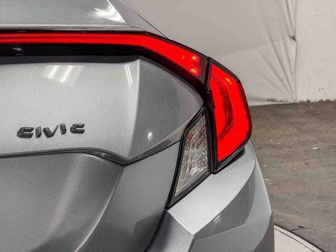 Used 2019 Honda Civic LX image 11