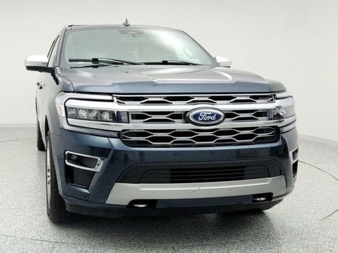 Used 2022 Ford Expedition Max Platinum image 2