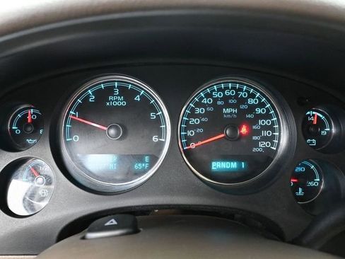 Used 2013 Chevrolet Silverado 2500 LTZ w/ LTZ Plus Package image 30