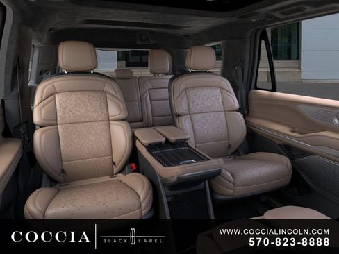 New 2026 Lincoln Navigator Black Label AWD/4WD image 11