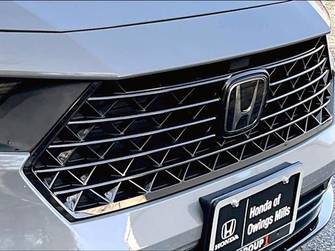 Used 2024 Honda Accord EX-L image 29