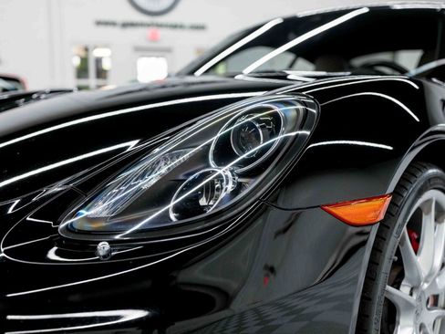 Used 2015 Porsche Cayman S image 12