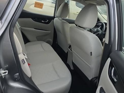 Used 2020 Nissan Rogue Sport SV AWD/4WD image 10