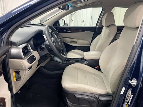 Used 2017 Kia Sorento AWD image 20