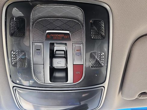 Used 2025 Genesis GV80 2.5T Advanced AWD/4WD image 31