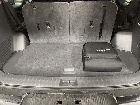 Used 2024 Kia EV9 Wind image 14