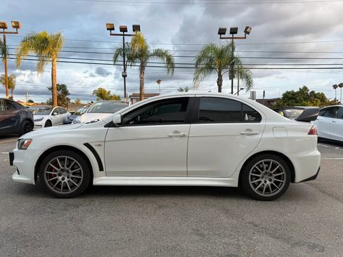 Used 2014 Mitsubishi Lancer Evolution GSR AWD/4WD image 4