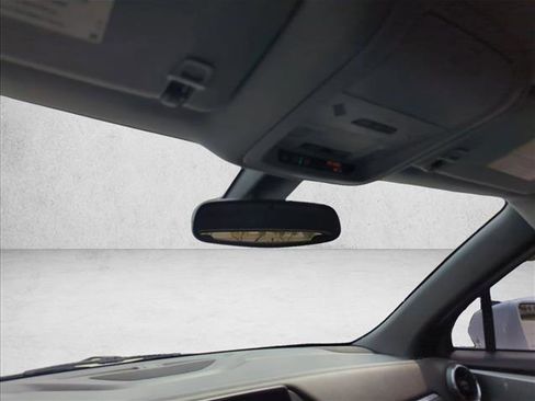 Used 2020 Chevrolet Blazer LT FWD image 15