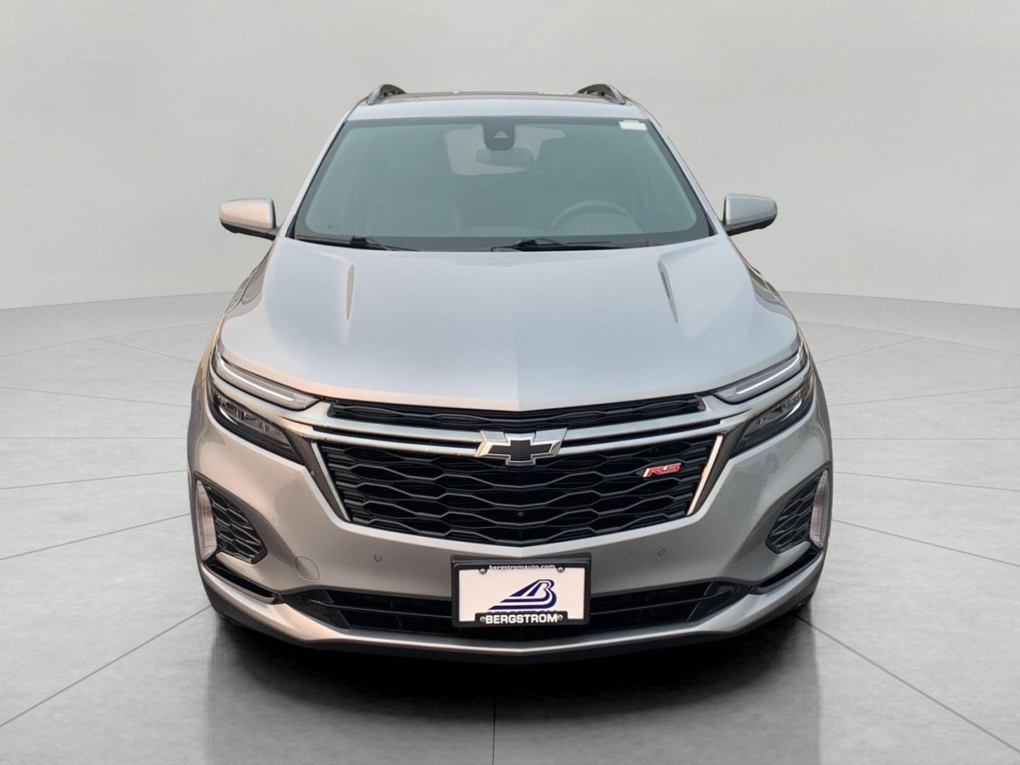 Used 2023 Chevrolet Equinox RS AWD/4WD image 3