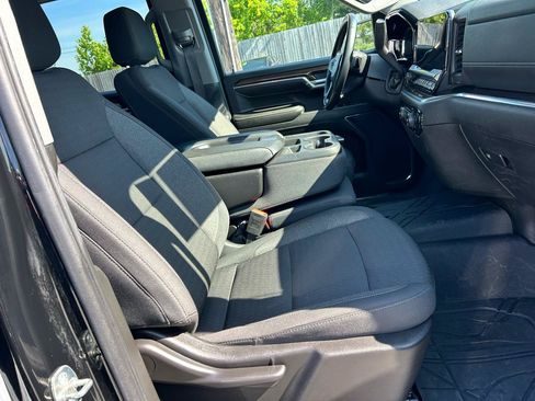 Used 2024 Chevrolet Silverado 1500 LT w/ Protection Package AWD/4WD image 10