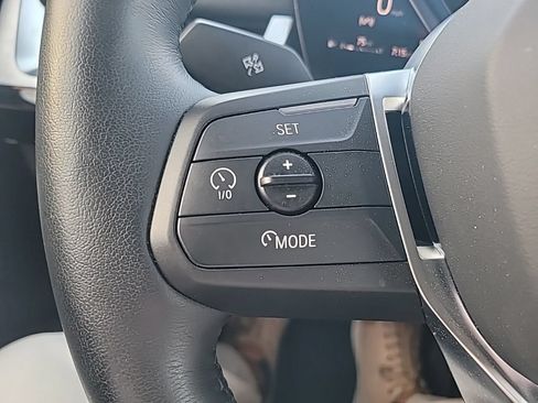 Used 2025 BMW X2 xDrive28i AWD/4WD image 19