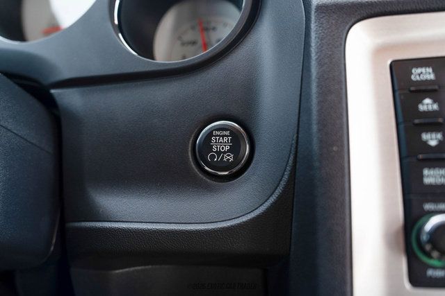 Used 2013 Dodge Challenger SRT8 w/ Harman Kardon Audio Group RWD image 25