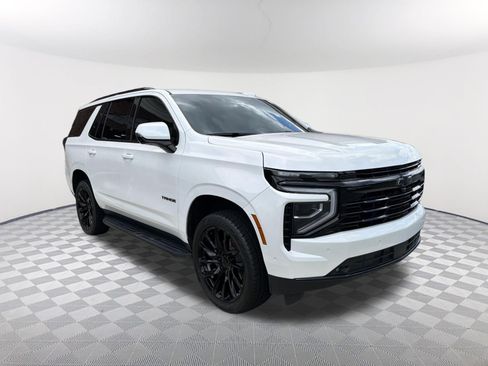 Used 2025 Chevrolet Tahoe RST w/ Comfort Package RWD image 3