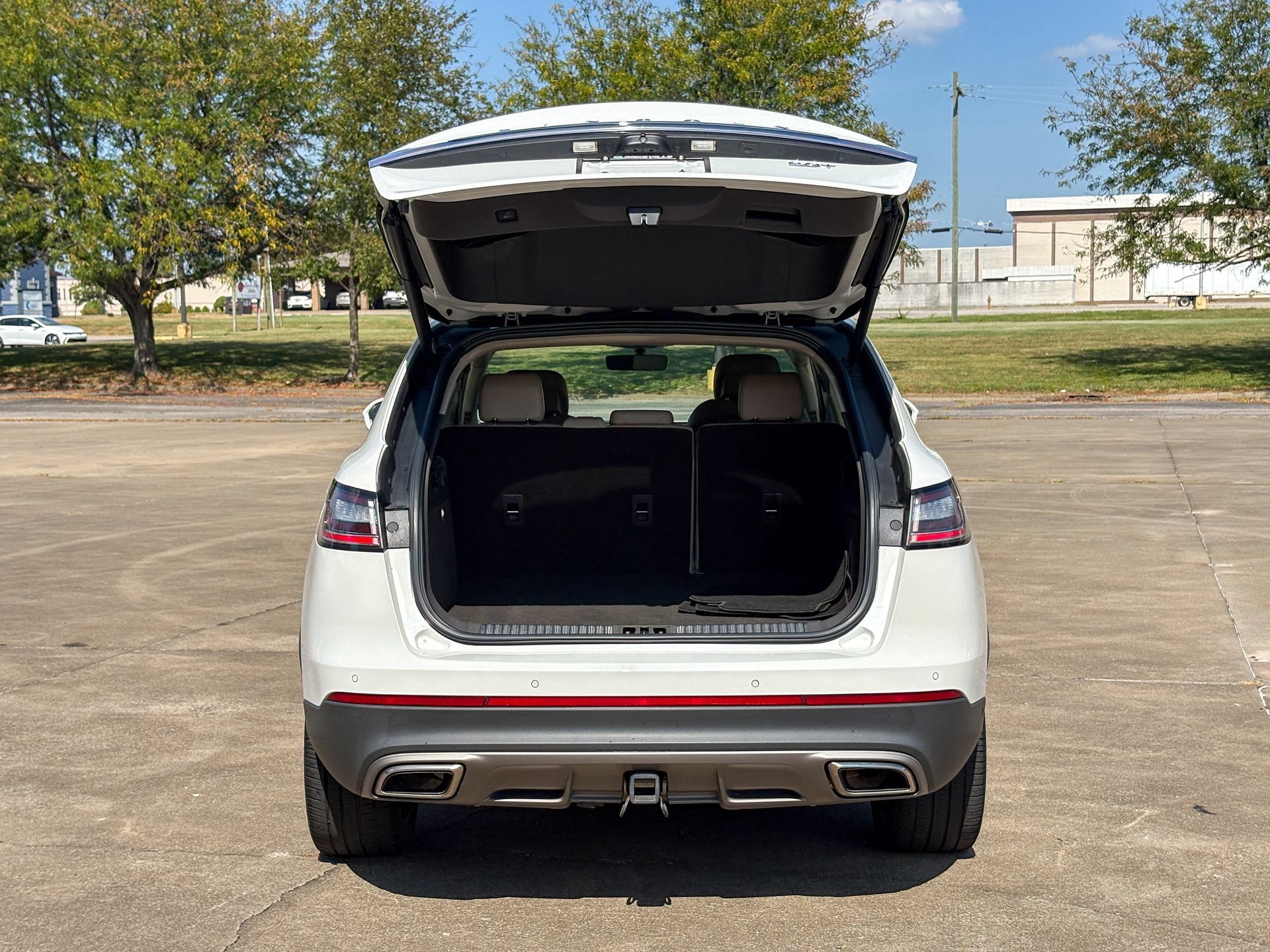 Used 2020 Lincoln Nautilus Reserve w/ Equipment Group 201A FWD image 35
