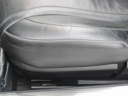 Used 2019 Mercedes-Benz S 560 Cabriolet image 28