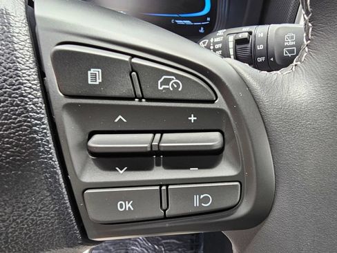 Certified 2026 Hyundai Venue SEL FWD image 20
