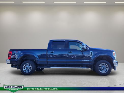 Used 2022 Ford F250 Lariat w/ Lariat Ultimate Package AWD/4WD image 2