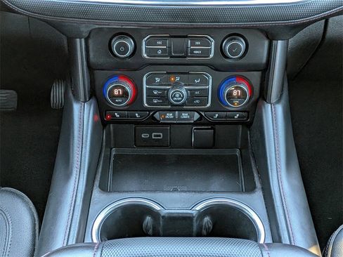 Used 2022 Chevrolet Tahoe RST w/ Luxury Package image 21