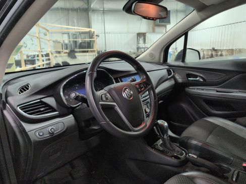 Used 2019 Buick Encore Preferred image 8