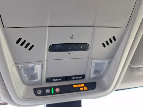 Used 2024 GMC Terrain AT4 w/ Infotainment Package II image 30