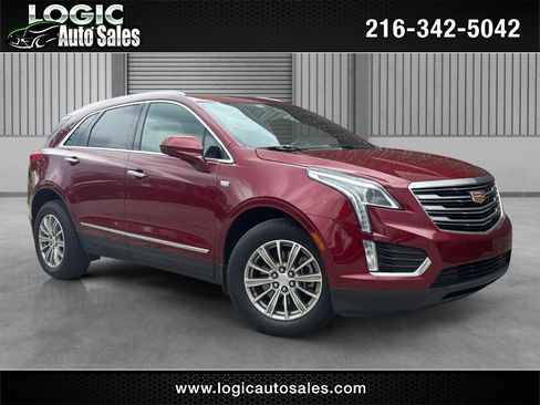 Used 2018 Cadillac XT5 Luxury w/ Driver Awareness Package AWD/4WD image 1