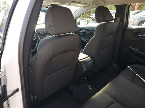 Used 2020 Chevrolet Malibu LS image 13