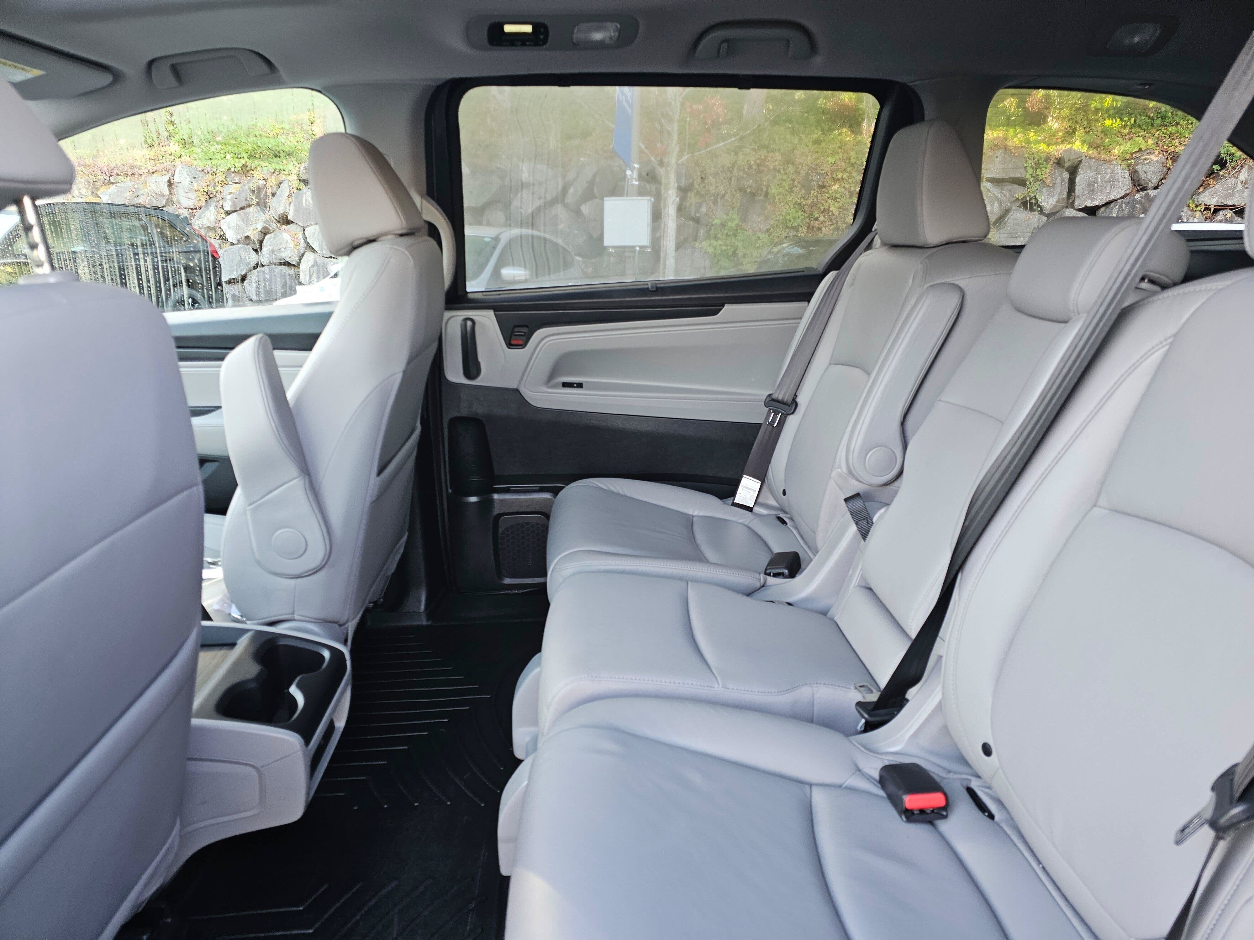 Used 2018 Honda Odyssey EX-L image 19