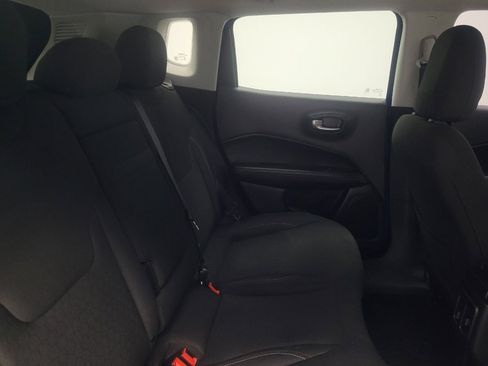 Used 2019 Jeep Compass Sport w/ Cold Weather Group image 19