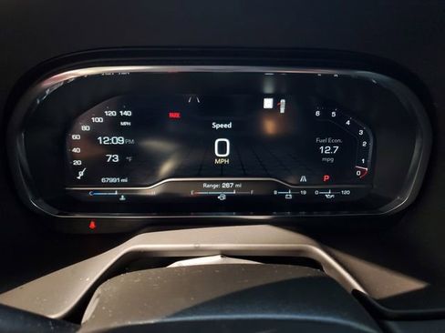 Used 2022 GMC Yukon SLT w/ SLT Premium Package image 30