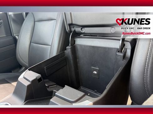 Used 2022 GMC Sierra 1500 SLT w/ SLT Convenience Package AWD/4WD image 22