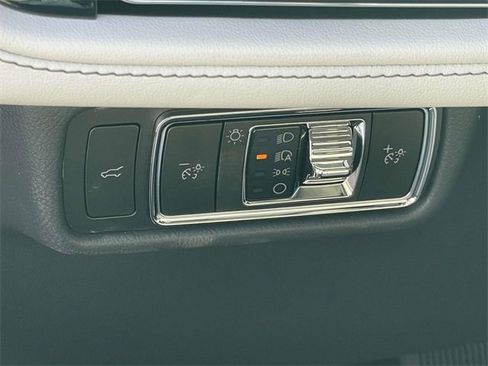 New 2026 Lincoln Aviator AWD image 14