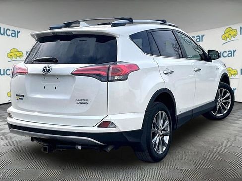 Used 2017 Toyota RAV4 Limited w/ Advanced Technology Package image 13