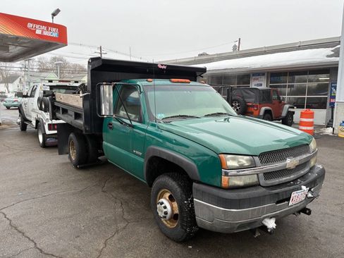 Used 2004 Chevrolet Silverado 3500 4x4 Regular Cab w/ Snow Plow Prep Package image 6