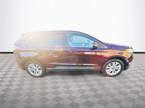 Used 2020 Ford Edge Titanium w/ Class II Trailer Tow Package image 32