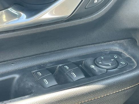 Used 2019 GMC Terrain SLT FWD image 5