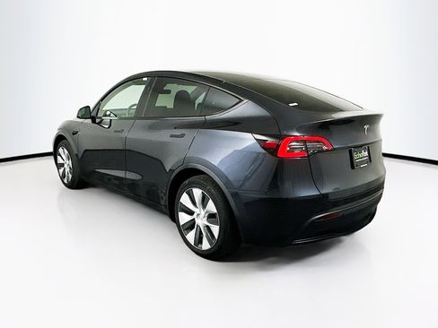 Used 2024 Tesla Model Y Long Range image 5
