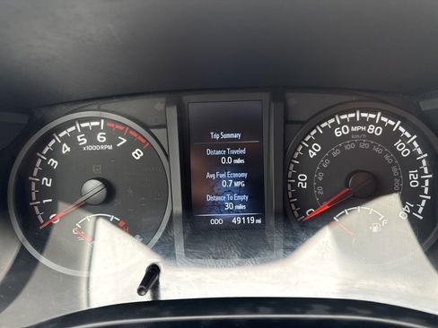 Used 2023 Toyota Tacoma SR AWD/4WD image 25