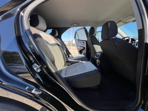 Used 2023 Chevrolet Equinox LS w/ LS Convenience Package FWD image 18