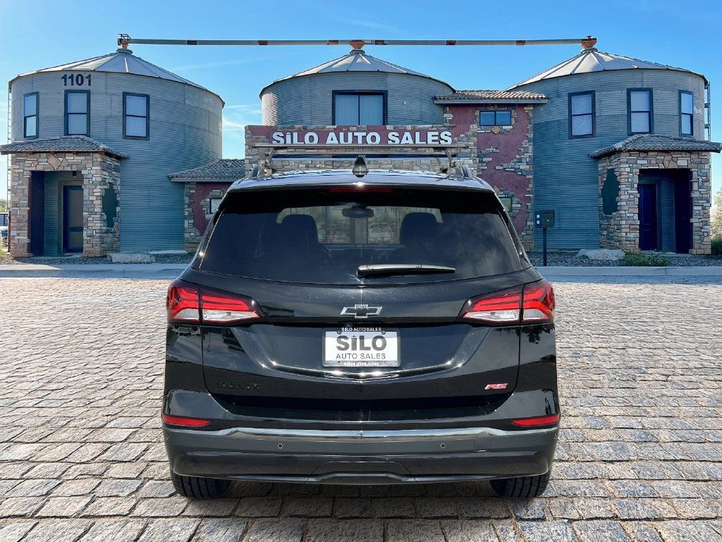 Used 2022 Chevrolet Equinox RS w/ RS Leather Package FWD image 4
