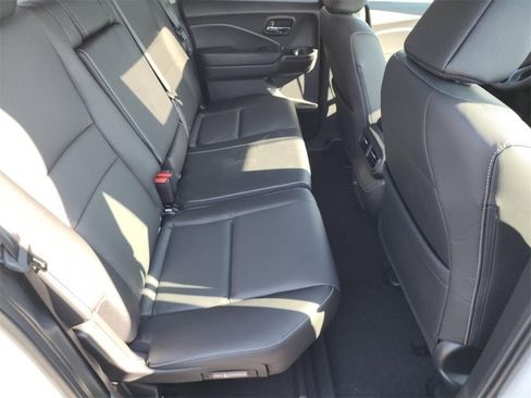 New 2025 Honda Ridgeline RTL image 28