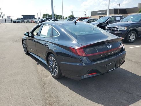Used 2020 Hyundai Sonata Limited FWD image 3