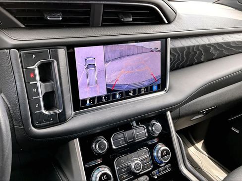 Used 2021 GMC Yukon Denali w/ LPO, Illumination Package RWD image 30