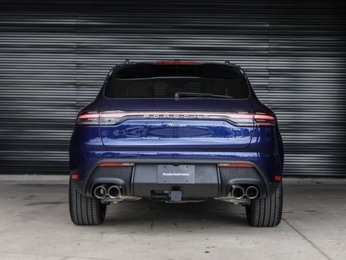 Certified 2025 Porsche Macan AWD/4WD image 6